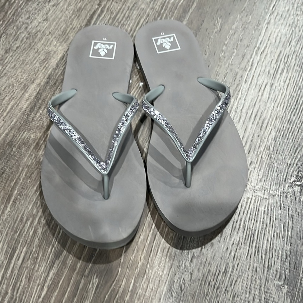 REEF Flip Flops 🩴